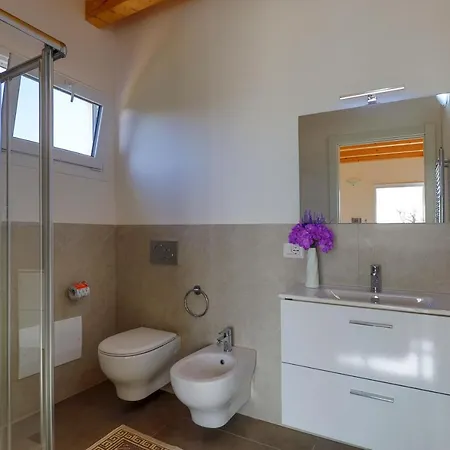Allu Ruvezzu 2.0 Bed & Breakfast *